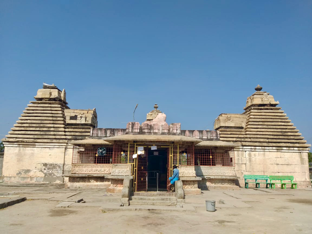 Chaya Someswara Temple oneof the famous Shiva Temples located in
Panagal, Nalgonda district of Telangana, India