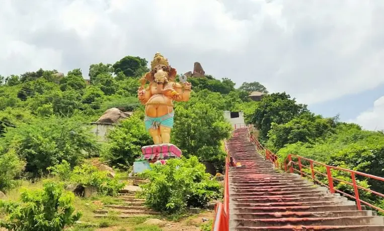 Cheruvugattu Sri Jadala Ramalingeswara Swamy Temple